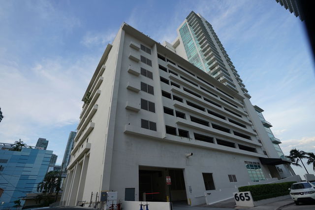 Onyx on the Bay  photo 3